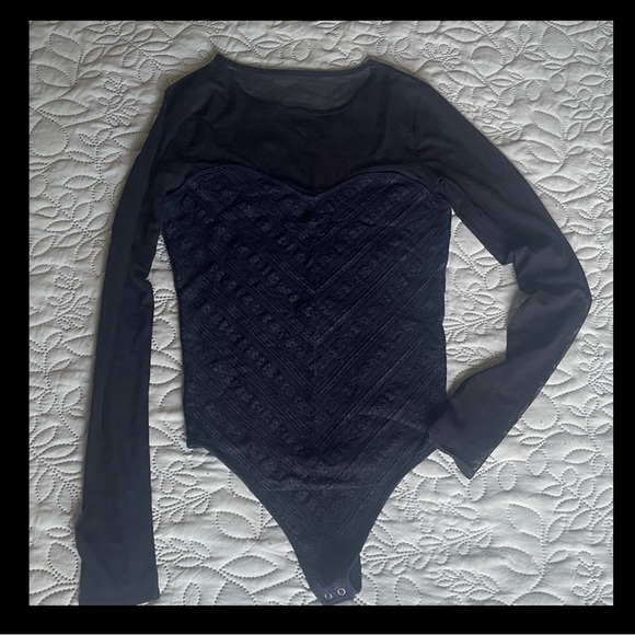 Abercrombie & Fitch Navy Sweetheart Lacy Bodysuit with Sheer Detailing Size XS - Picture 4 of 12